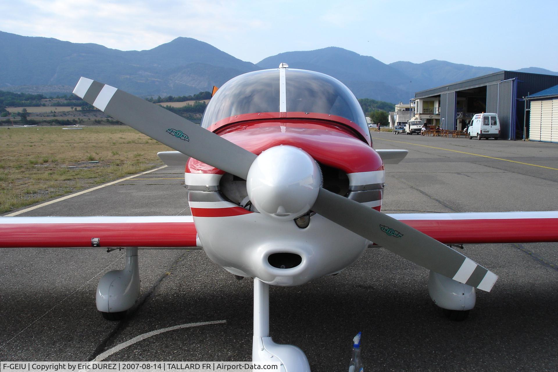 F-GEIU, Robin DR-400-140B Major C/N 1712, Au hangar avant vol