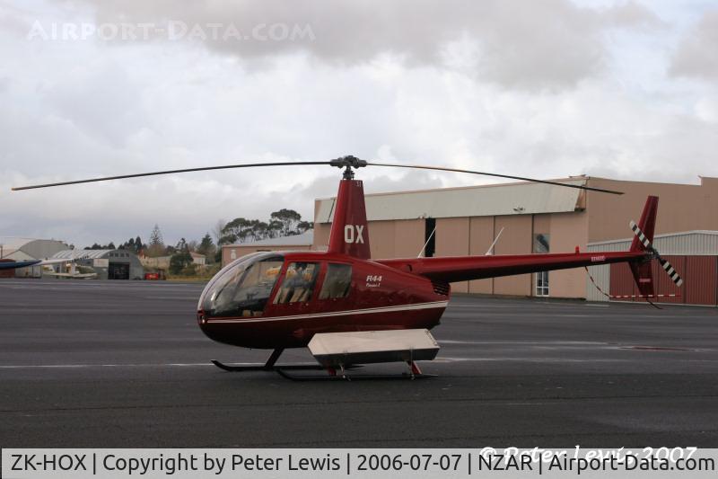 ZK-HOX, 2006 Robinson R44 II C/N 1568, Auckland R44 Syndicate