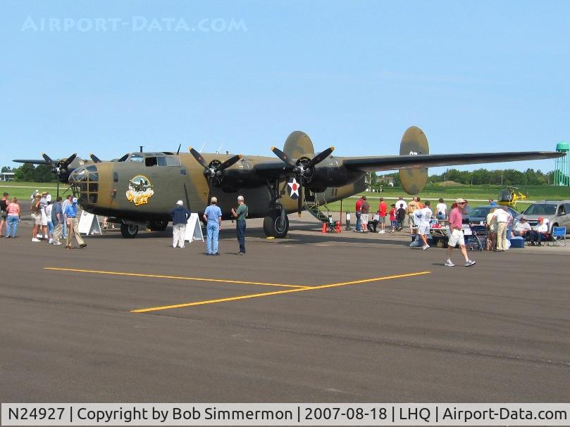 N24927, 1940 Consolidated Vultee RLB30 (B-24) C/N 18, B24 Liberator at Wings of Victory Airshow - Lancaster, OH