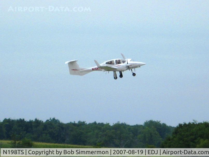 N198TS, 2006 Diamond DA-42 Twin Star C/N 42.AC002, Steve Buchenroth flying the Diamond Twin Star at Airfest 2007 - Bellefontaine, OH