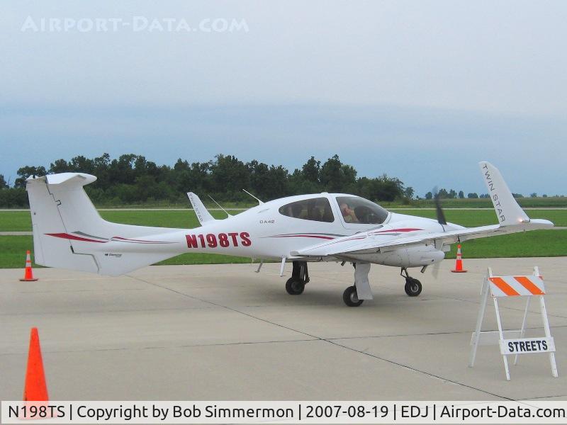 N198TS, 2006 Diamond DA-42 Twin Star C/N 42.AC002, Airfest 2007 - Bellefontaine, OH