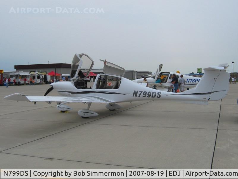 N799DS, 2007 Diamond DA-40 Diamond Star C/N 40.799, Airfest 2007 - Bellefontaine, OH