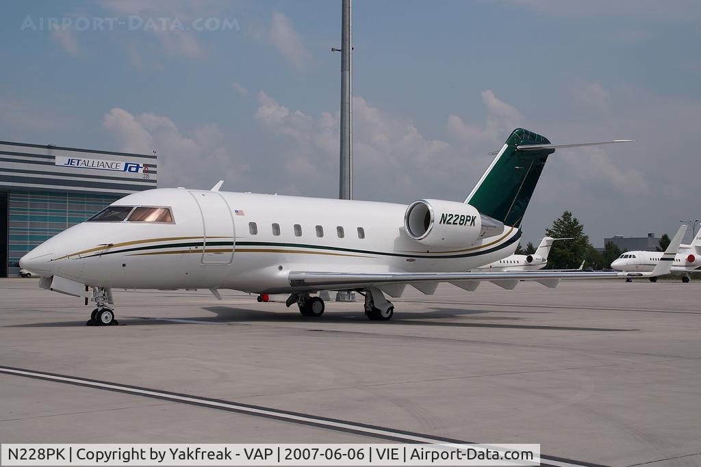 N228PK, 1985 Canadair Challenger 601 (CL-600-2A12) C/N 3046, Canadair Challenger