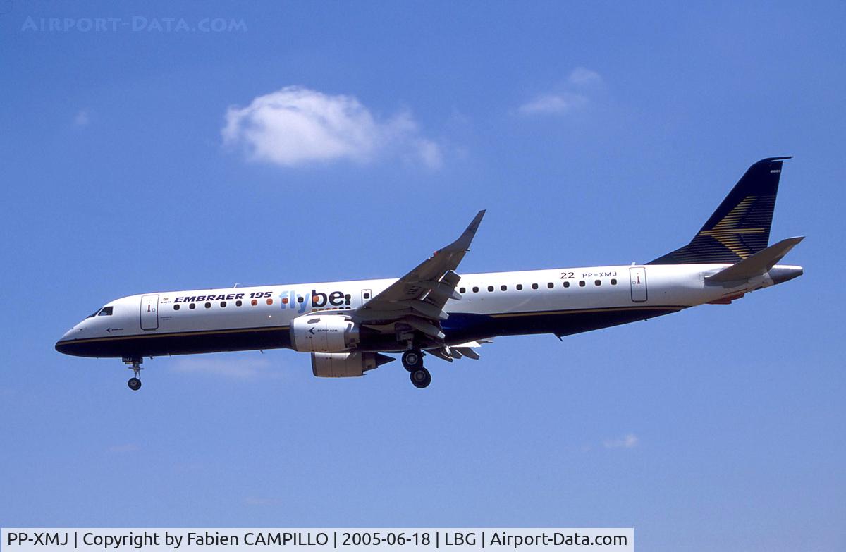 PP-XMJ, 2004 Embraer 195LR (ERJ-190-200LR) C/N 19000005, EMB195 01