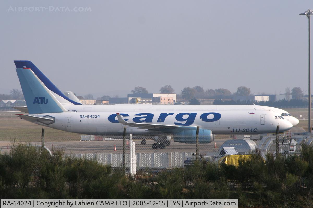 RA-64024, 1999 Tupolev Tu-204C C/N 1450741364024, TU-204-100C
