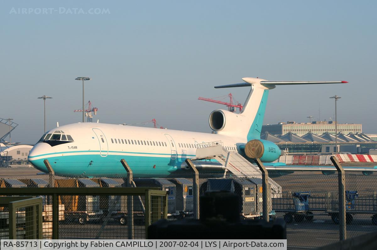 RA-85713, 1991 Tupolev Tu-154M C/N 91A889, Alak