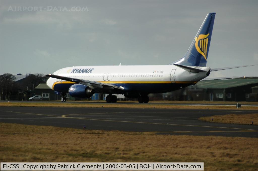 EI-CSS, 2001 Boeing 737-8AS C/N 29932, ROLLING RUNWAY 26