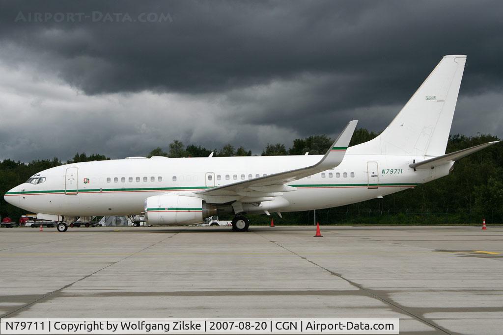 N79711, 1999 Boeing 737-7BQ C/N 30547, visitor