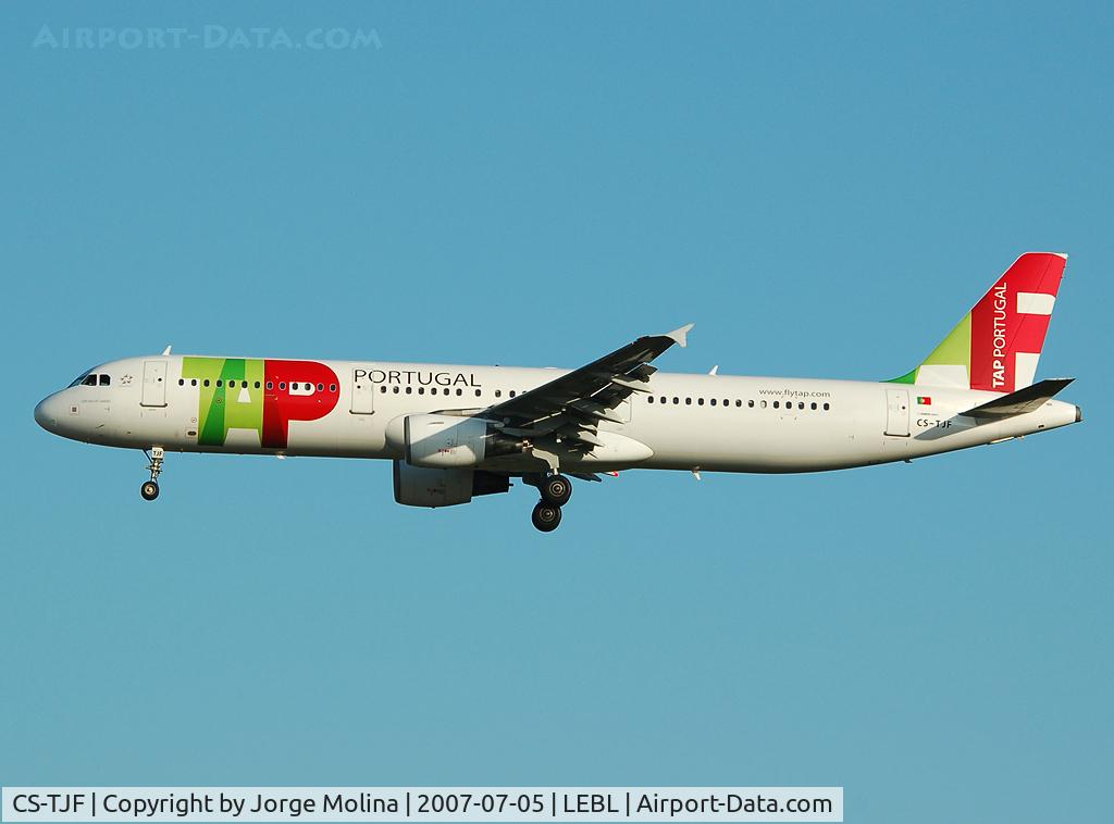 CS-TJF, 2000 Airbus A321-211 C/N 1399, 