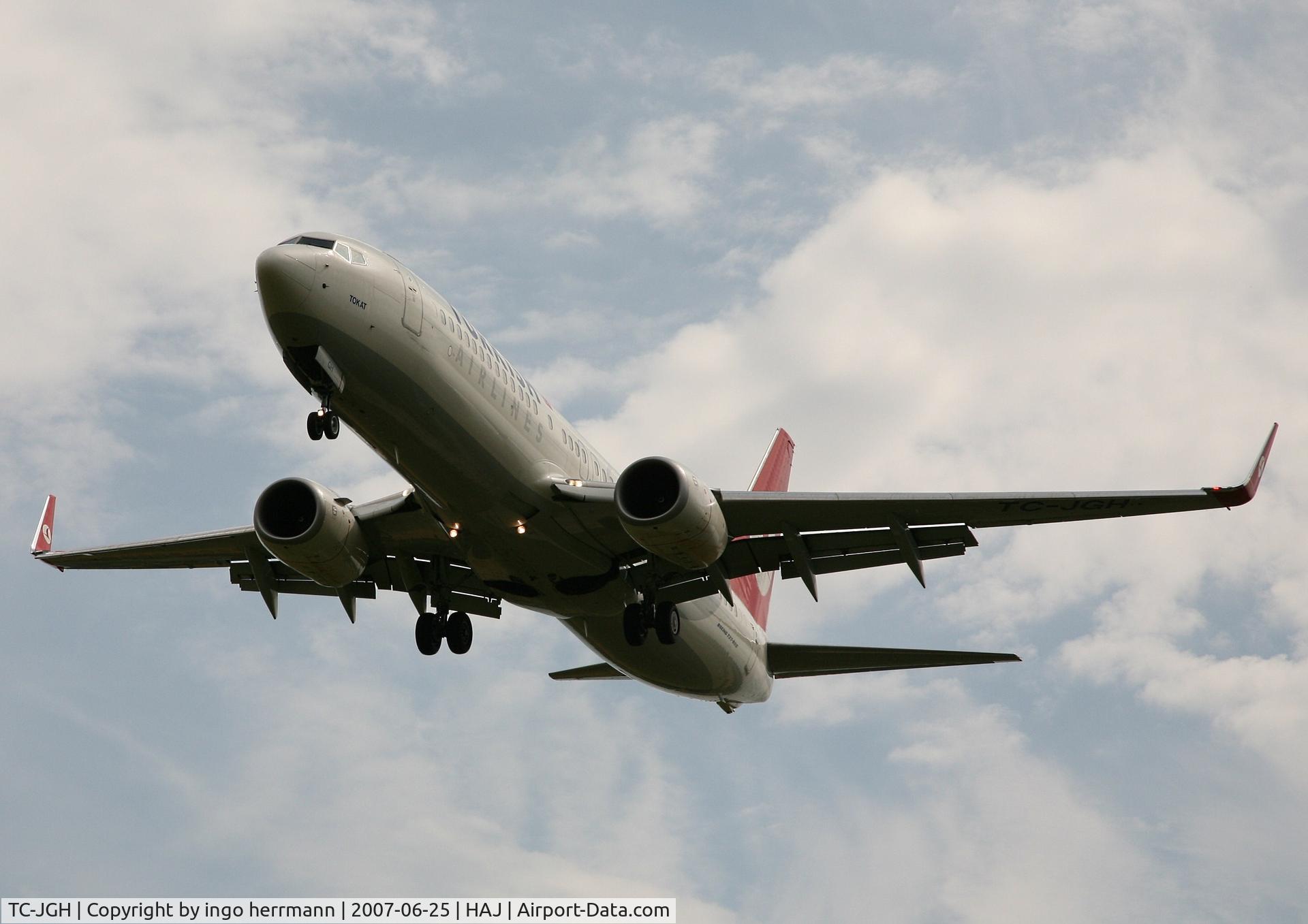TC-JGH, 2006 Boeing 737-8F2 C/N 34406, B737-400