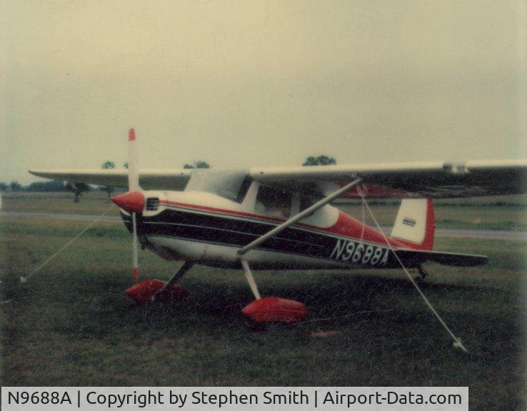 N9688A, 1950 Cessna 140A C/N 15409, Pre-crash front view
