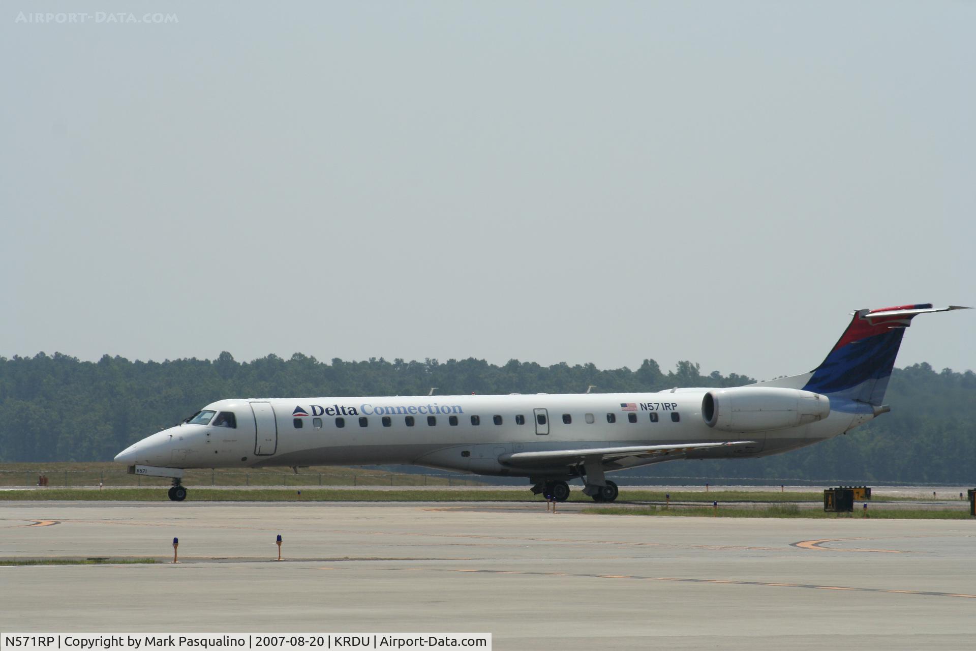 N571RP, 2004 Embraer EMB-145LR C/N 14500827, EMB-145LR