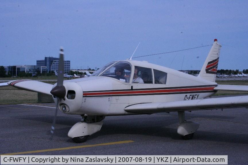 C-FWFY, 1968 Piper PA-28-140 C/N 28-24373, Sunday walk