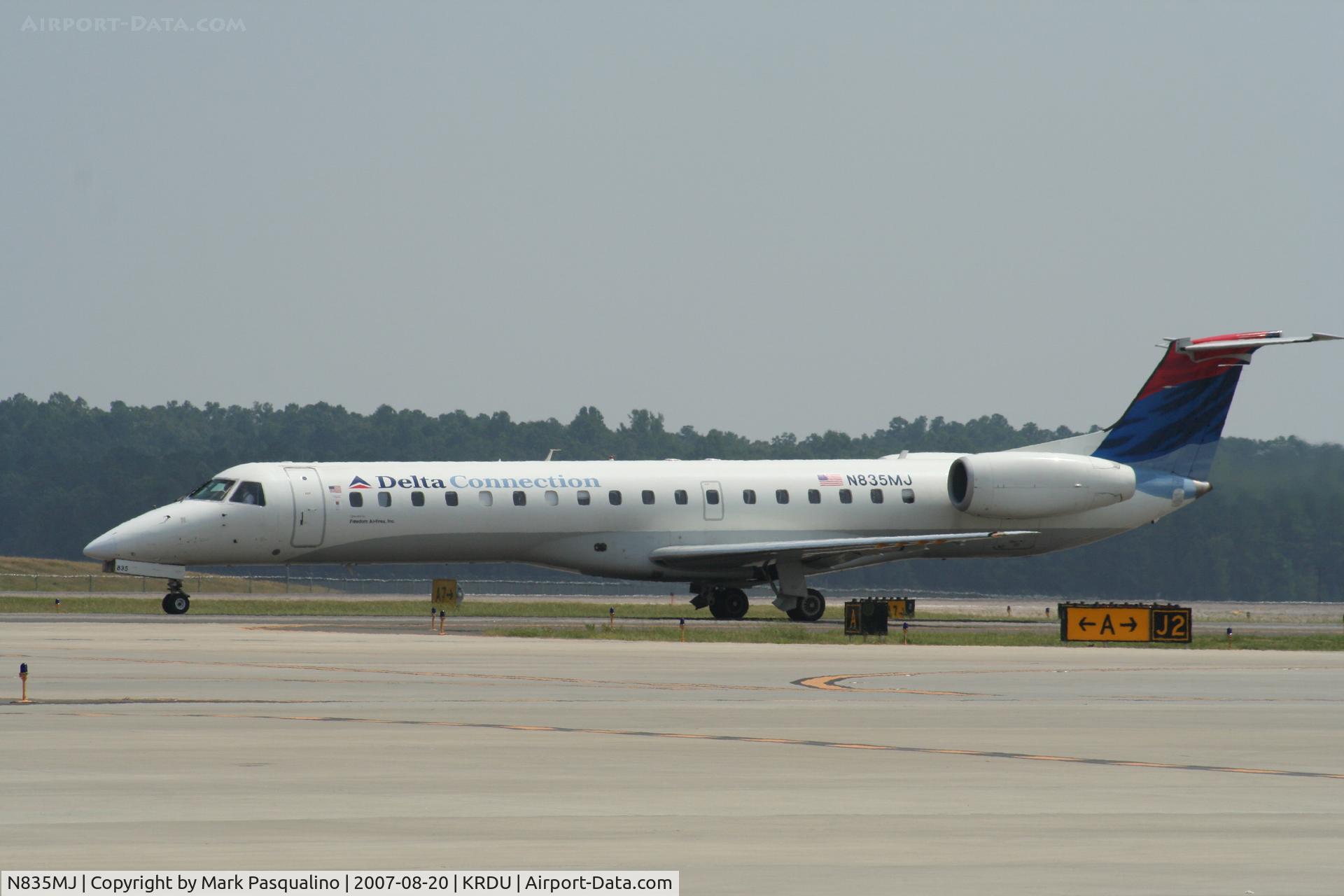 N835MJ, 2000 Embraer EMB-145LR C/N 145353, EMB-145LR