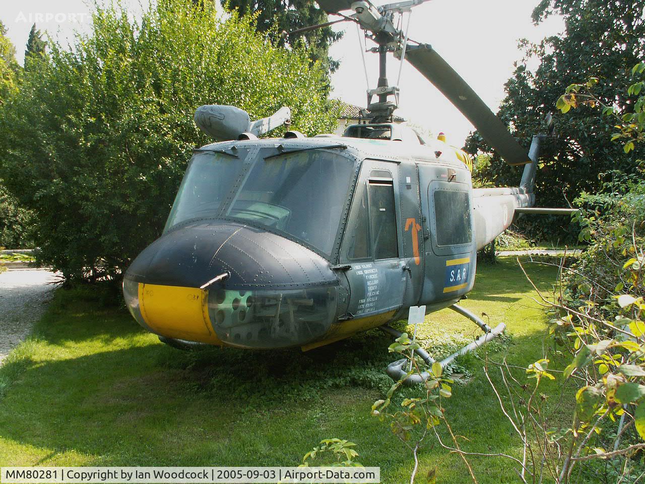MM80281, Agusta AB-204B C/N 3049, Agusta-Bell AB.204B/Preserved/Carrara San Giorgio (Composite aircraft,boom from MM80467)