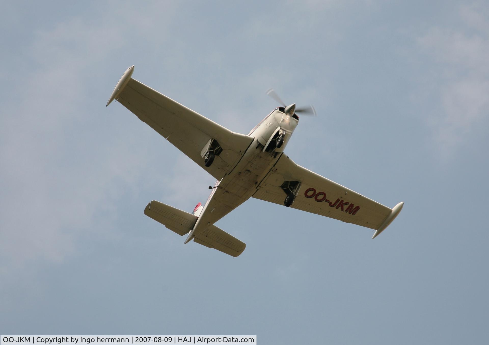 OO-JKM, 1974 Beech F33A Bonanza C/N CE487, Beech Bonanza