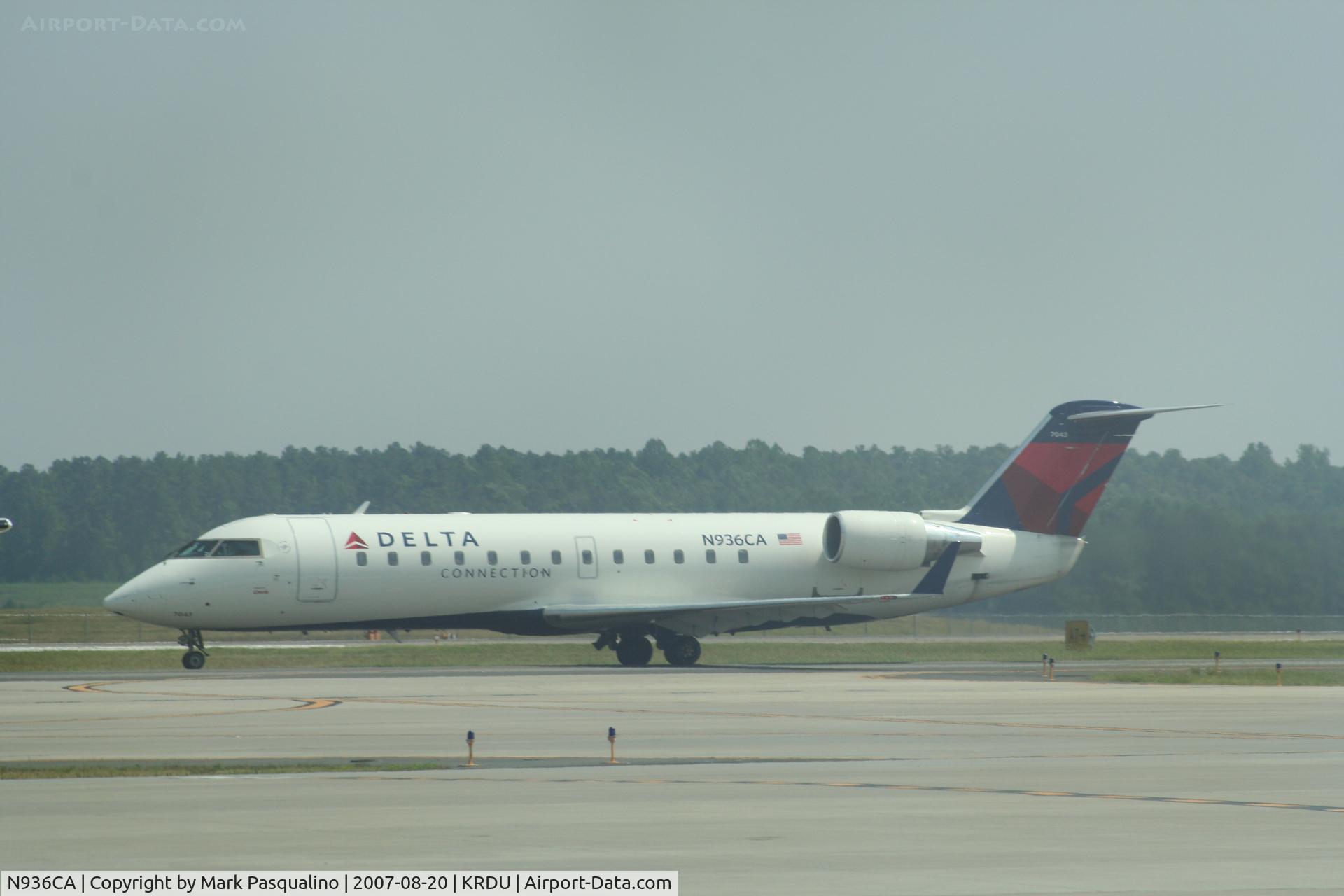 N936CA, 1994 Canadair CRJ-100ER (CL-600-2B19) C/N 7043, CL-600-2B19
