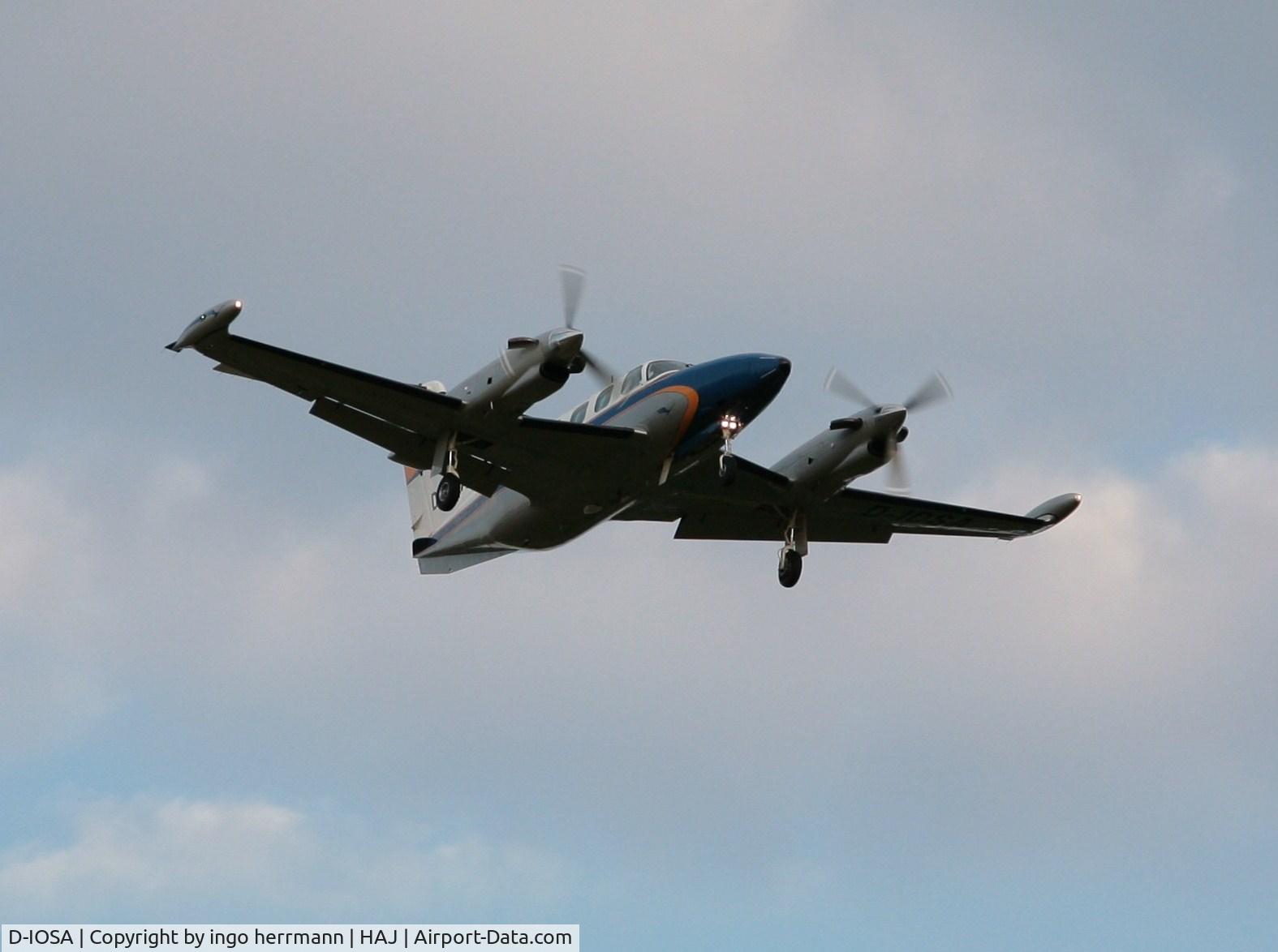 D-IOSA, 1987 Piper PA-42-720 Cheyenne IIIA C/N 42-5501041, Piper Cheyenne/Retro cs