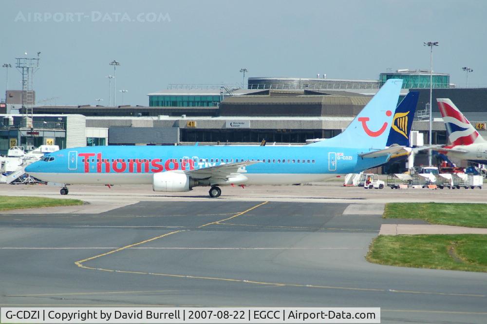 G-CDZI, 2000 Boeing 737-804 C/N 28229, Thomson - Taxiing