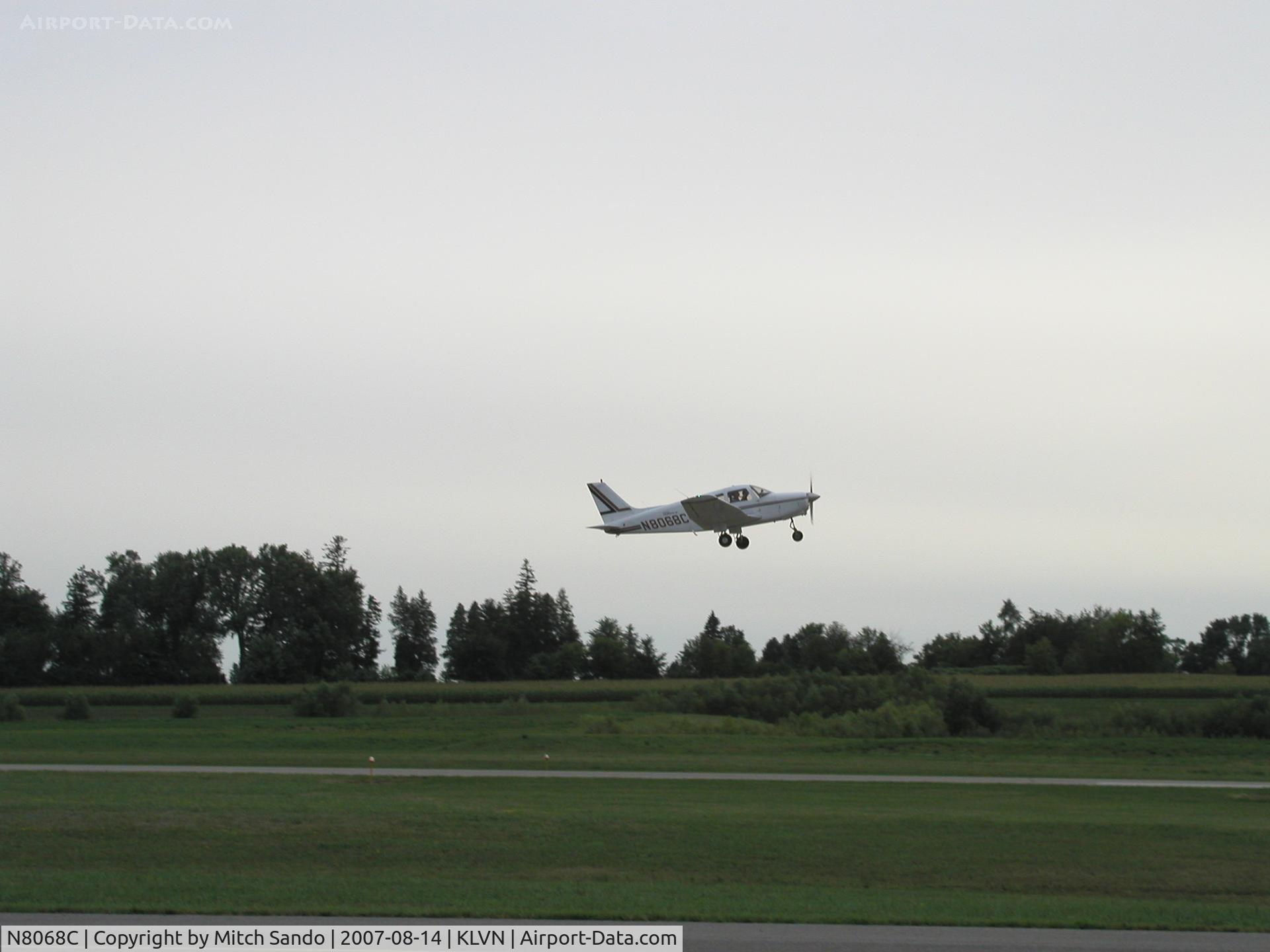N8068C, 1981 Piper PA-28-161 C/N 28-8216099, Taking off Runway 30.