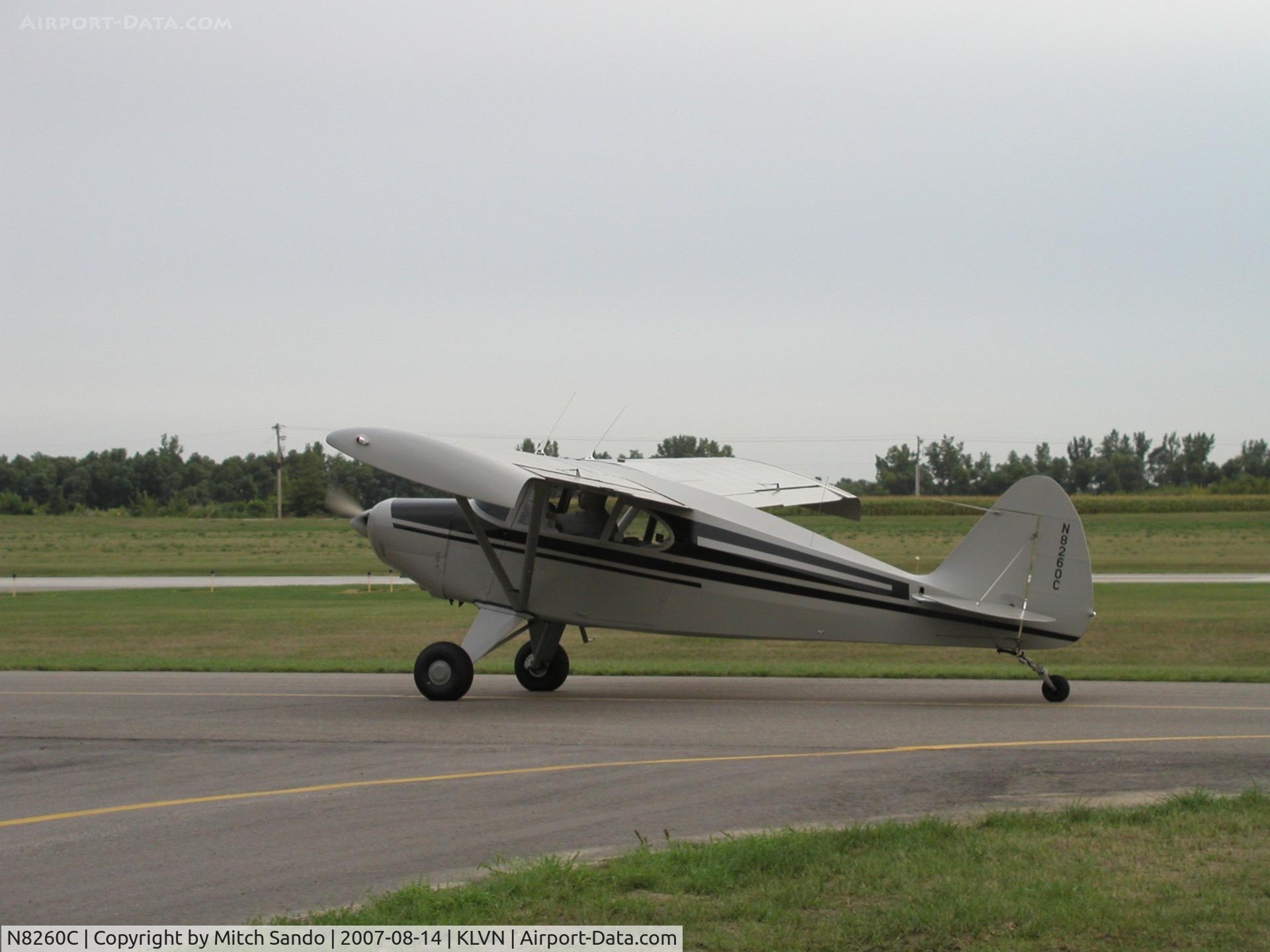 N8260C, 1954 Piper PA-22-135 Tri-Pacer C/N 22-2335, Taxiing to Runway 30.