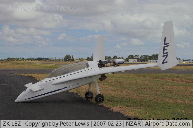 ZK-LEZ, Rutan Long-EZ C/N AACA/715, M Ancillotti, Wellington