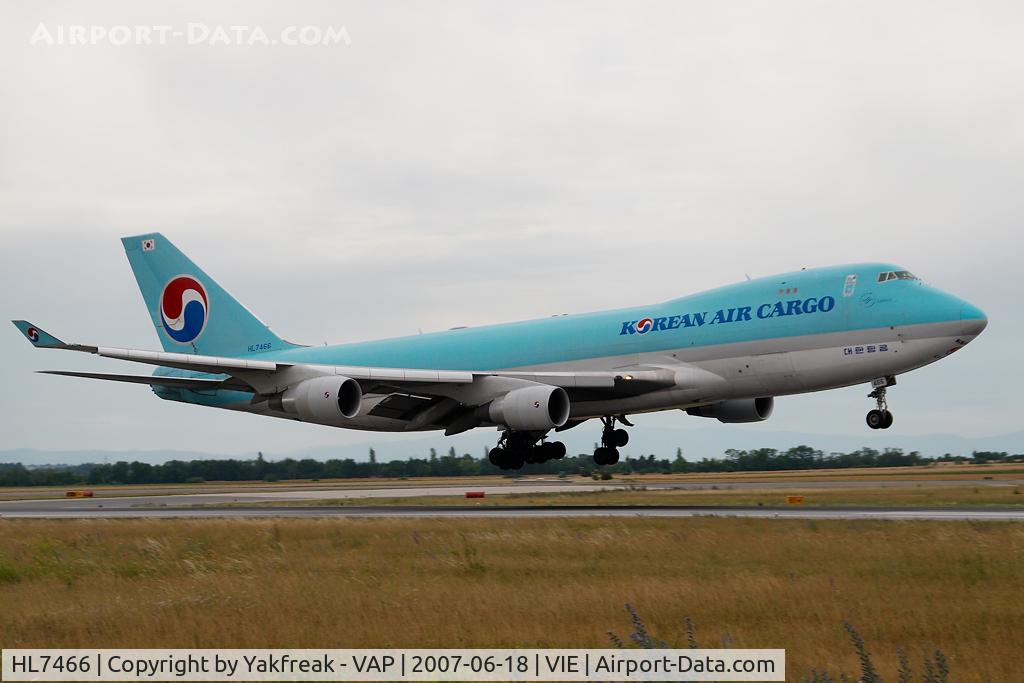 HL7466, 2001 Boeing 747-4B5F/SCD C/N 26413, Korean Air Boeing 747-400