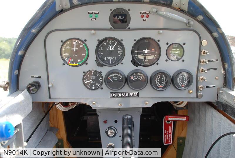 N9014K, Loehle 5151 Mustang C/N 5151-020109406, instument cluster
