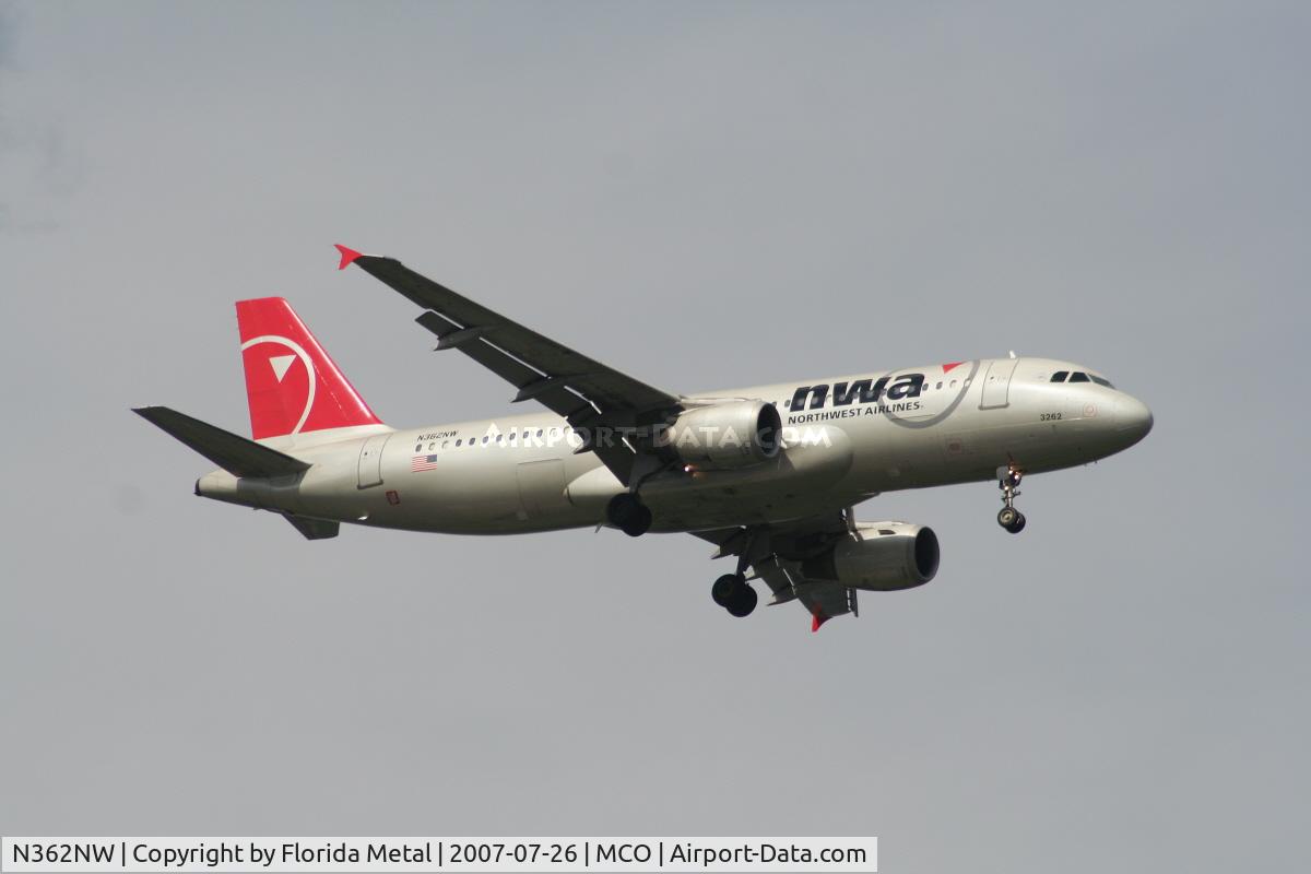 N362NW, 1998 Airbus A320-212 C/N 0911, Northwest