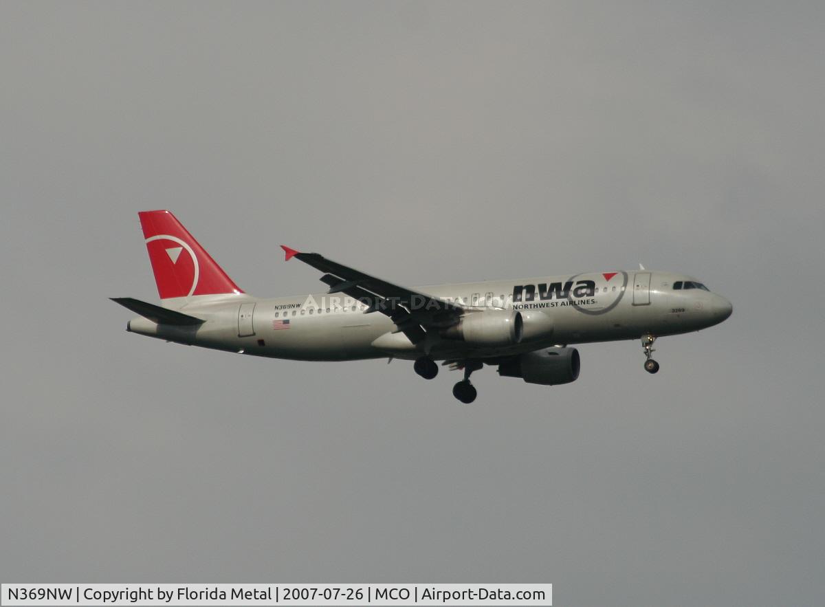N369NW, 1999 Airbus A320-212 C/N 1011, Northwest