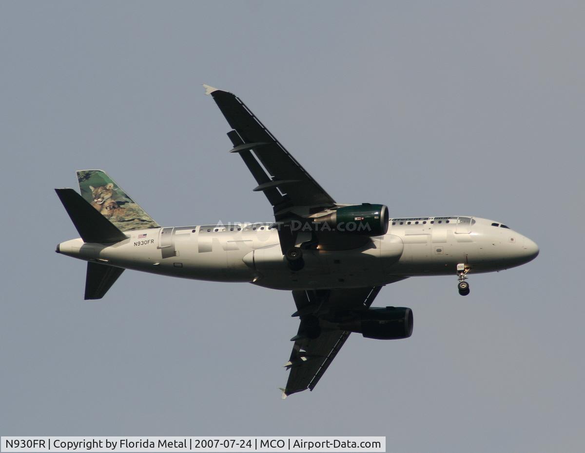 N930FR, 2004 Airbus A319-111 C/N 2241, Lola and Max