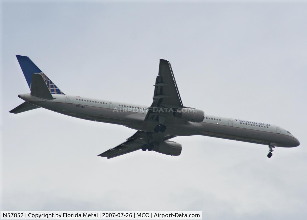 N57852, 2001 Boeing 757-324 C/N 32811, Continental