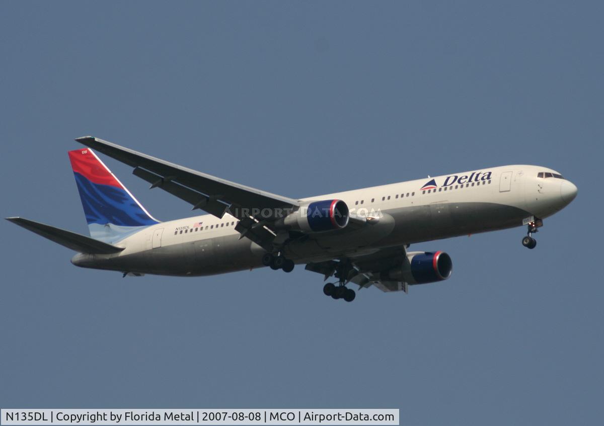 N135DL, 1991 Boeing 767-332 C/N 25145, Delta