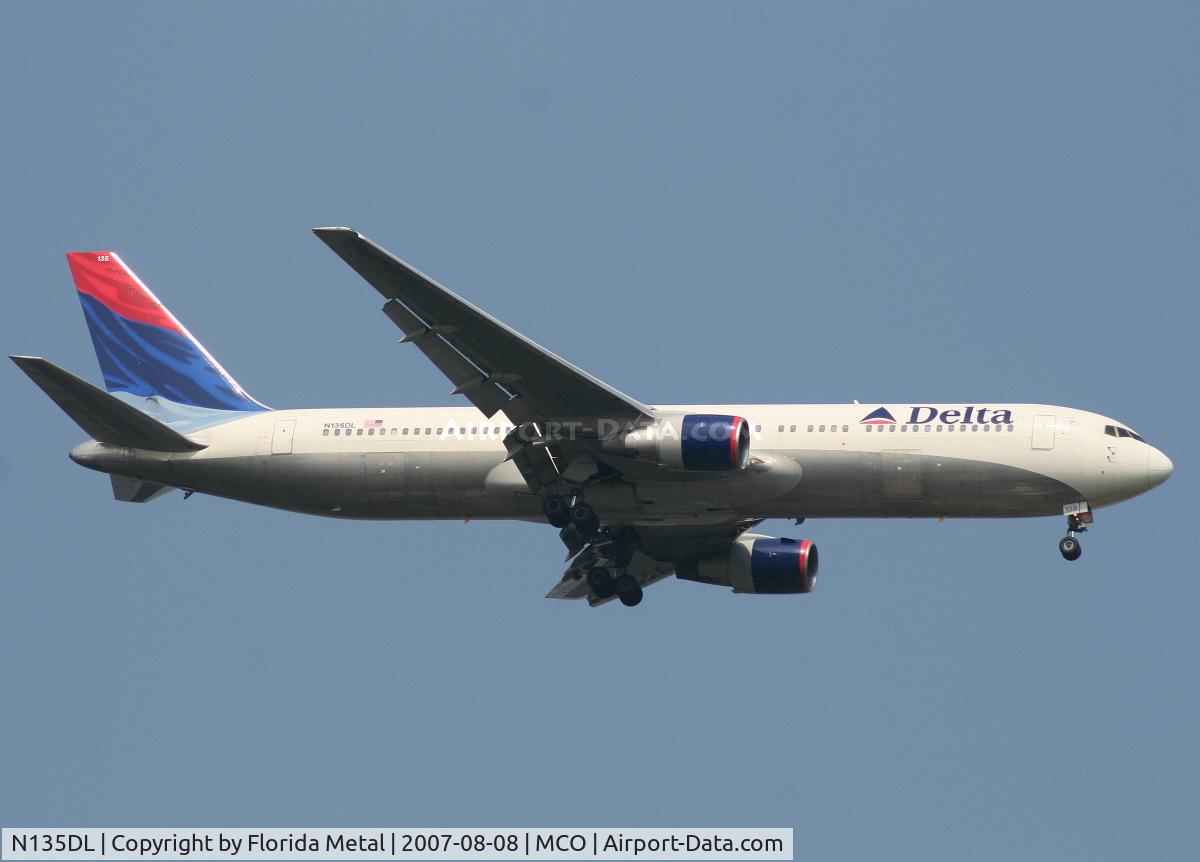 N135DL, 1991 Boeing 767-332 C/N 25145, Delta