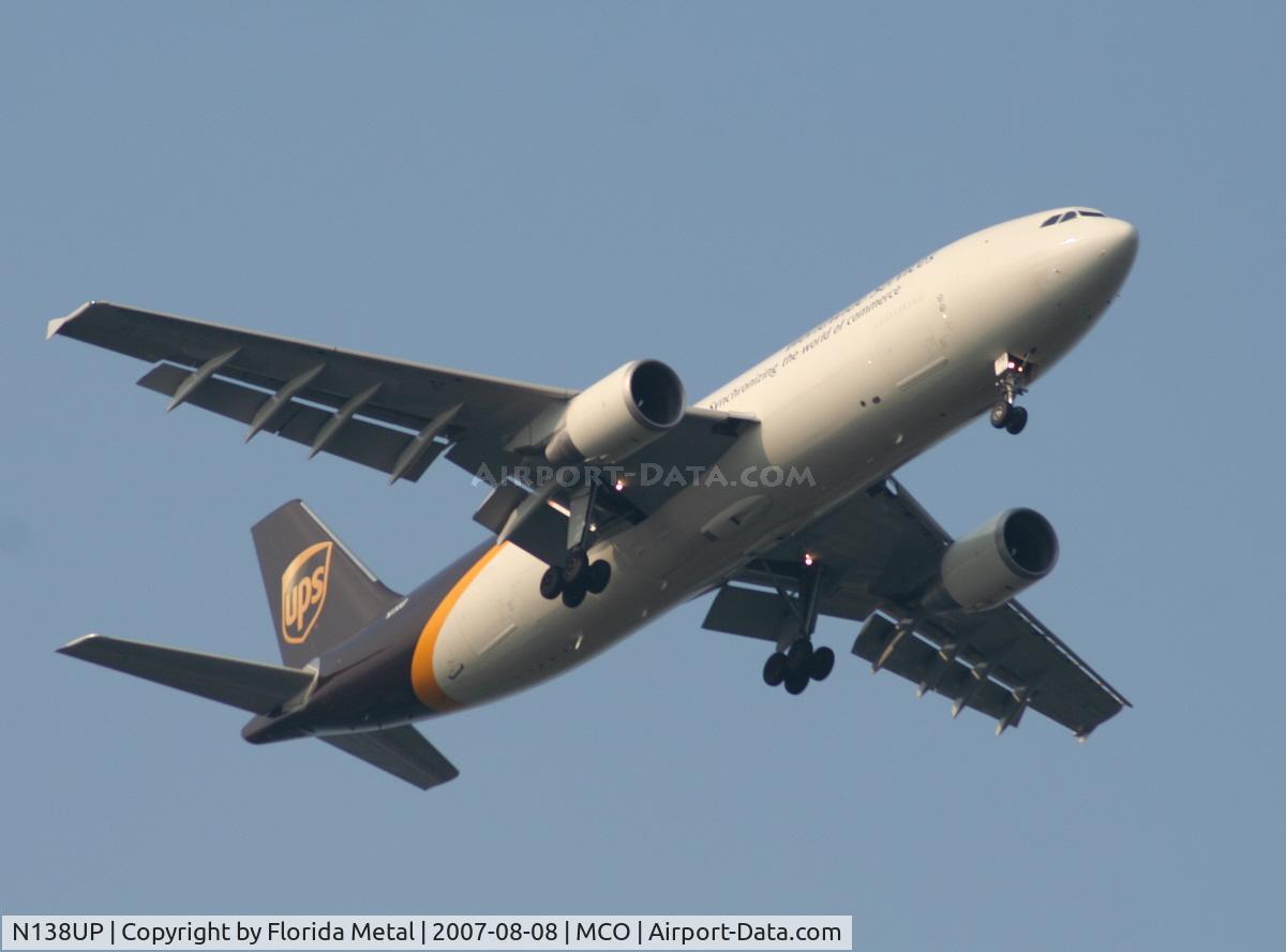 N138UP, 2001 Airbus A300F4-622R(F) C/N 0821, UPS