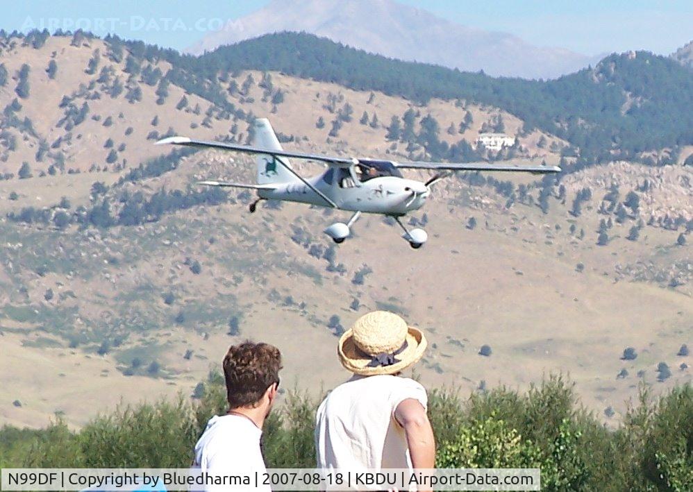 N99DF, 1999 Stoddard-Hamilton Glastar GS-1 C/N 5221, Landing at Boulder