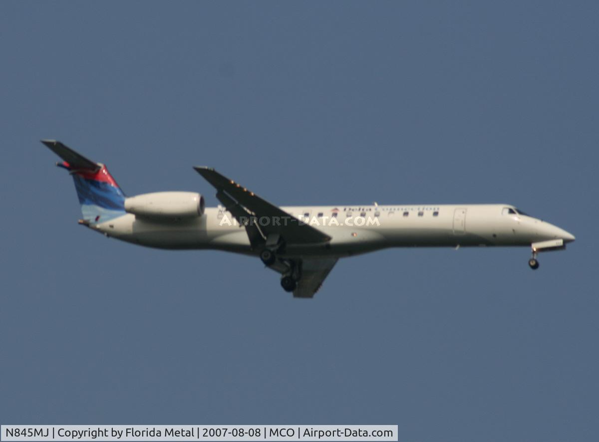 N845MJ, 2001 Embraer ERJ-145LR (EMB-145LR) C/N 145502, Delta Connection