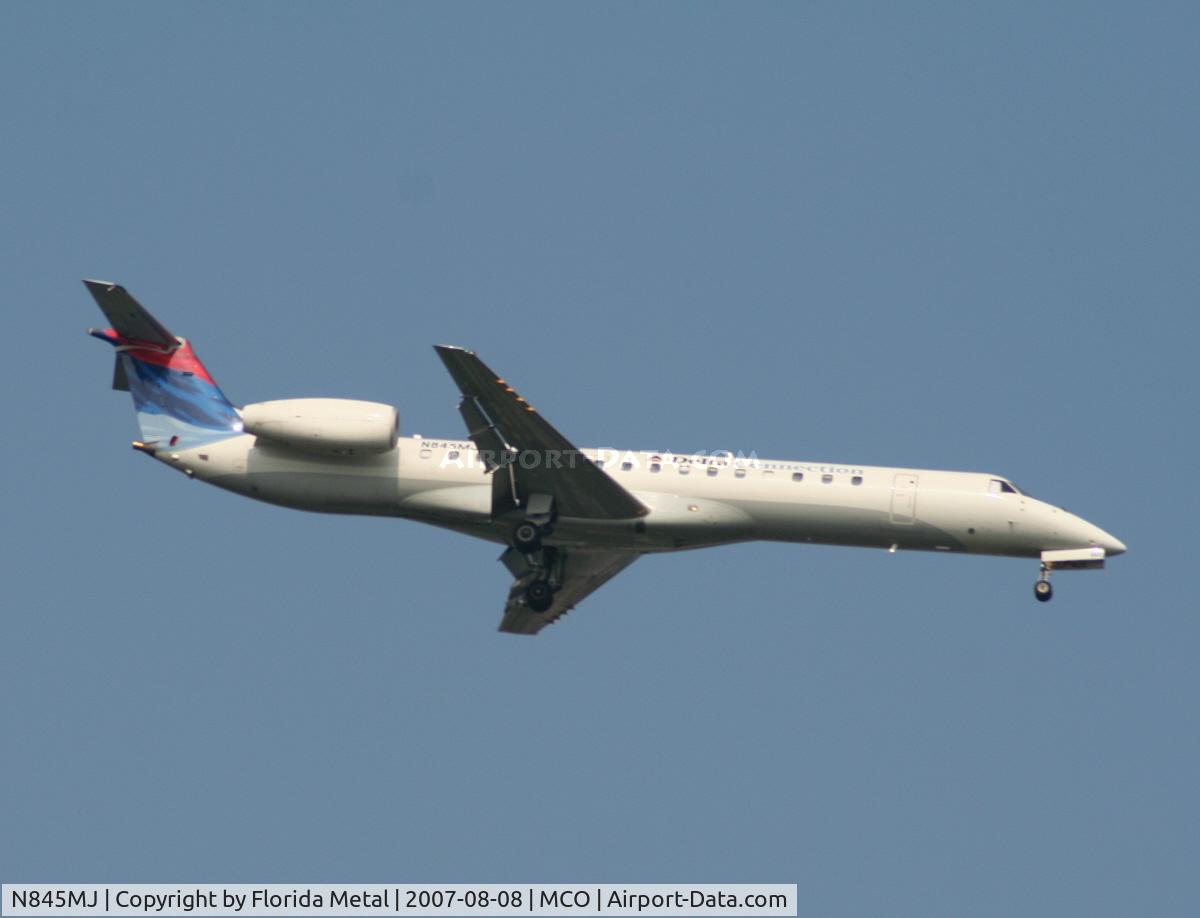 N845MJ, 2001 Embraer ERJ-145LR (EMB-145LR) C/N 145502, Delta Connection