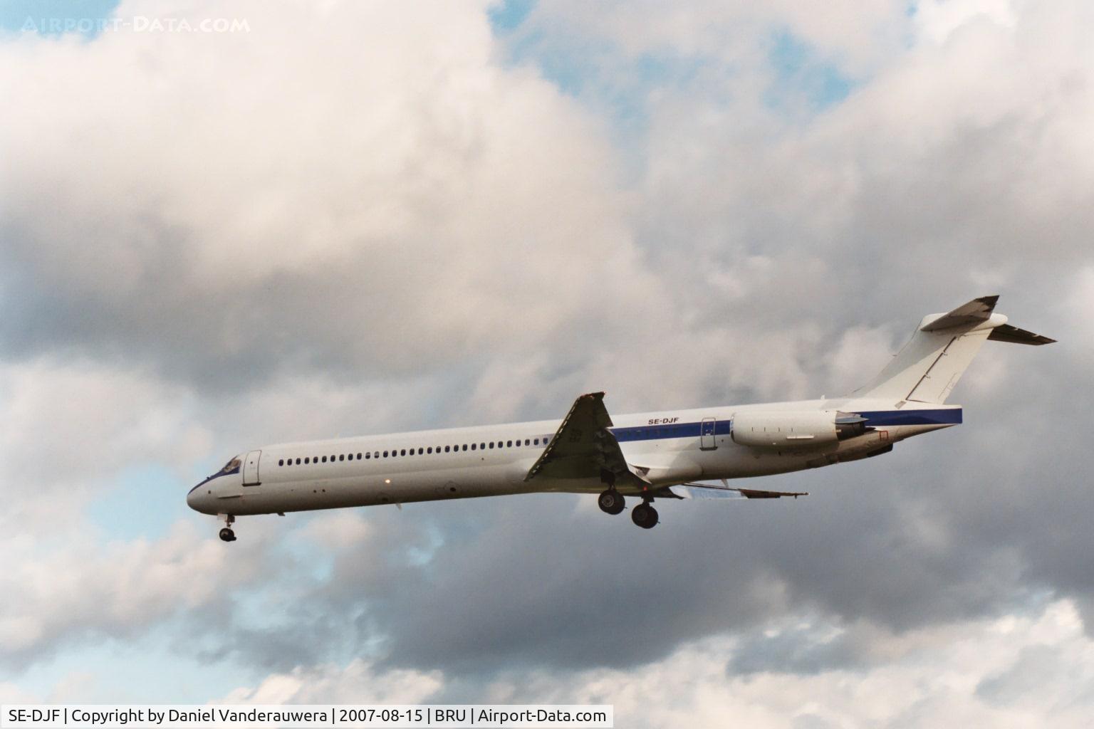 SE-DJF, 1987 McDonnell Douglas MD-83 (DC-9-83) C/N 49568, arrival of flight BT601 to rwy 25L