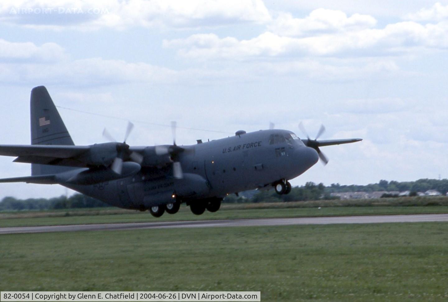 82-0054, 1982 Lockheed C-130H Hercules C/N 382-4968, C-130 at the Quad Cities Air Show