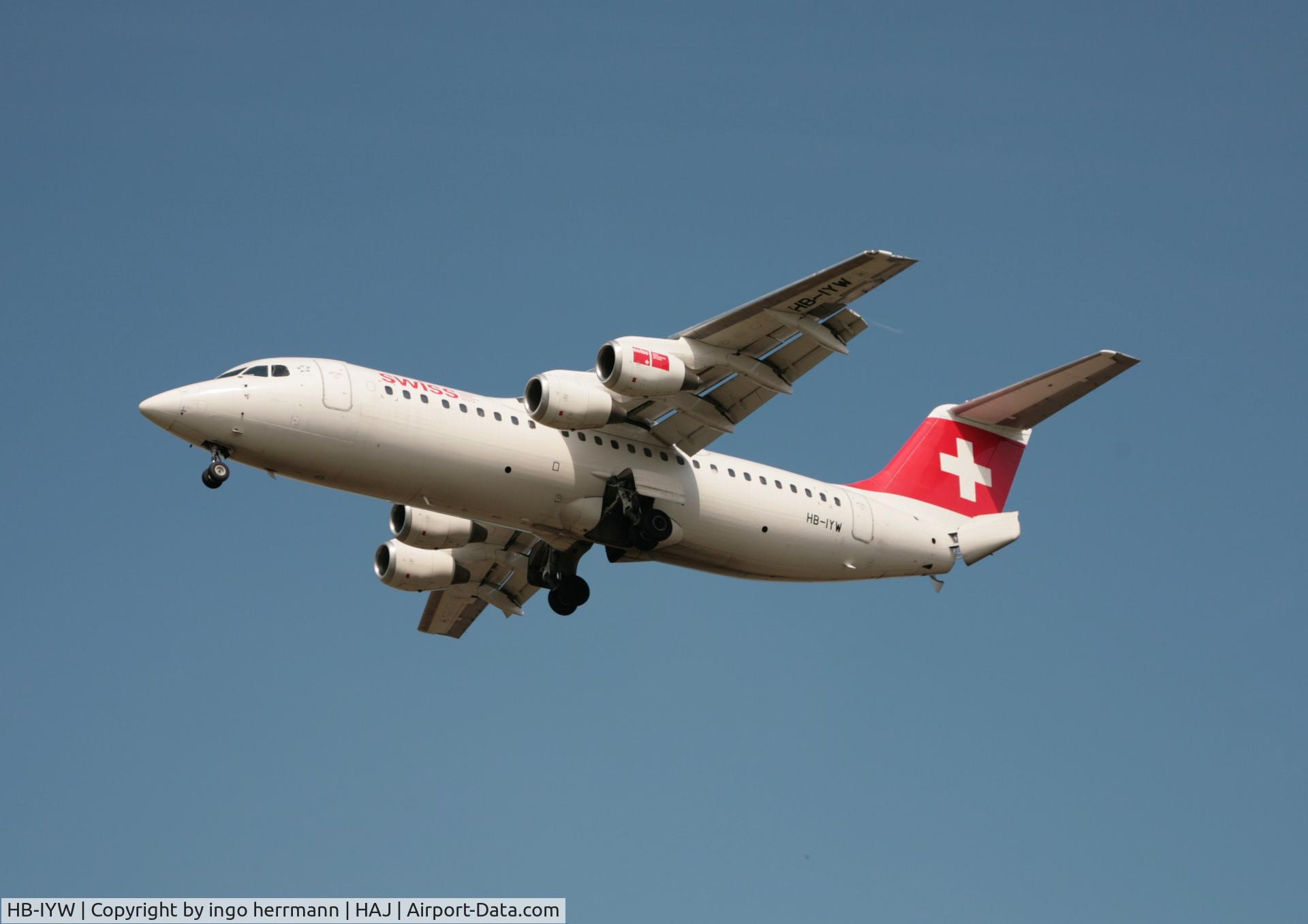 HB-IYW, 1999 British Aerospace Avro 146-RJ100 C/N E3359, BAe Avro 146