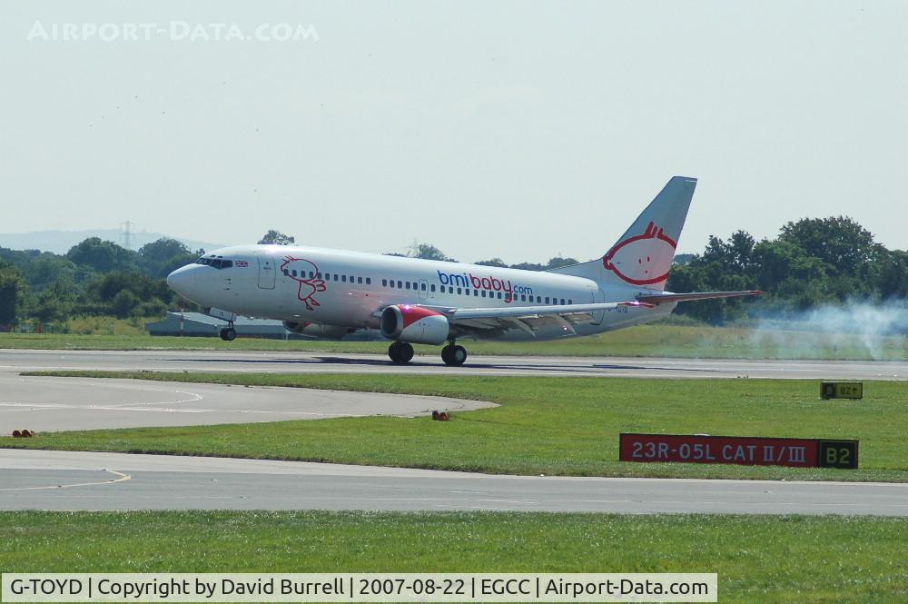 G-TOYD, 1994 Boeing 737-3Q8 C/N 26307, BMI baby - landing