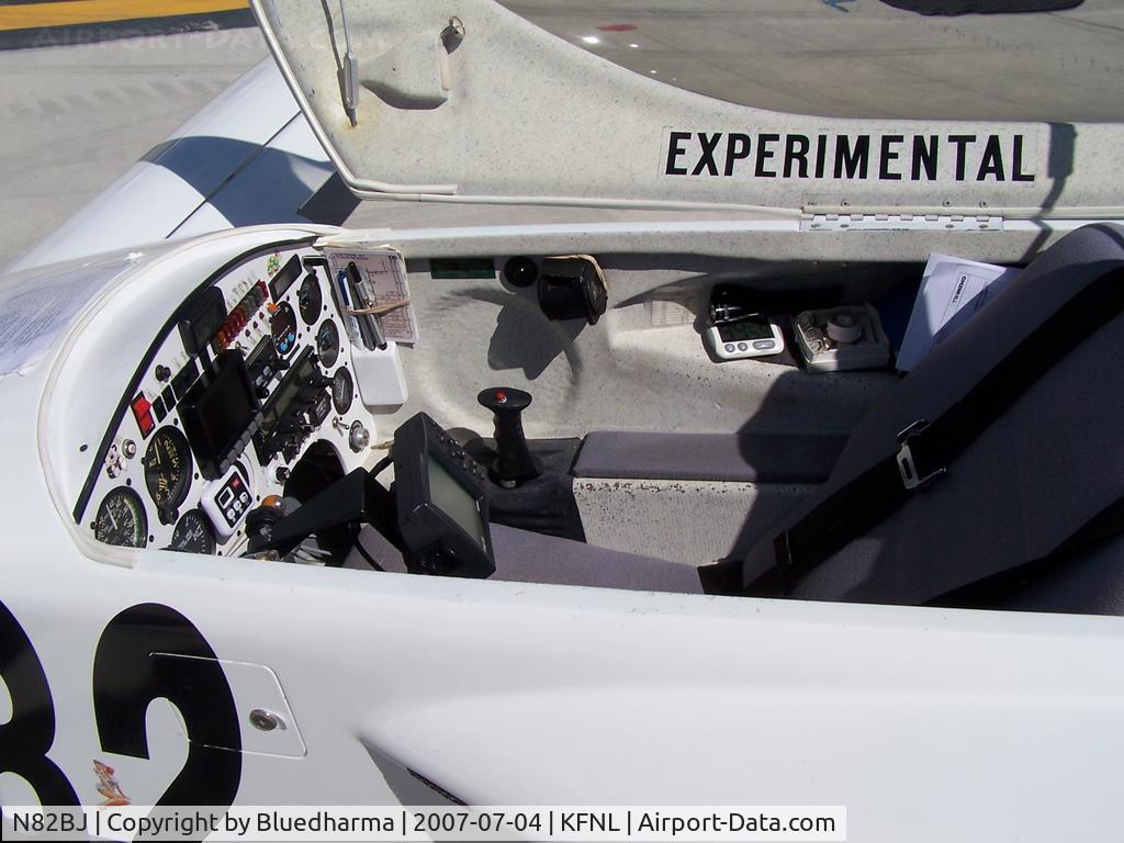 N82BJ, Rutan Long-EZ C/N 219, Parked for display.
