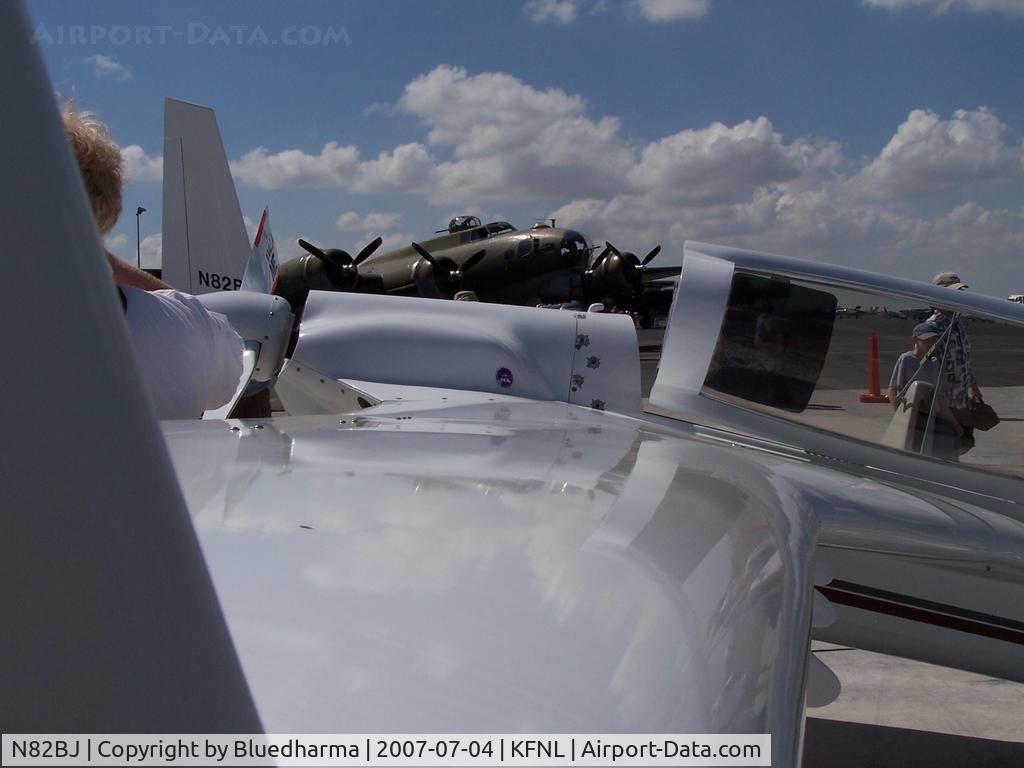 N82BJ, Rutan Long-EZ C/N 219, Parked for display.