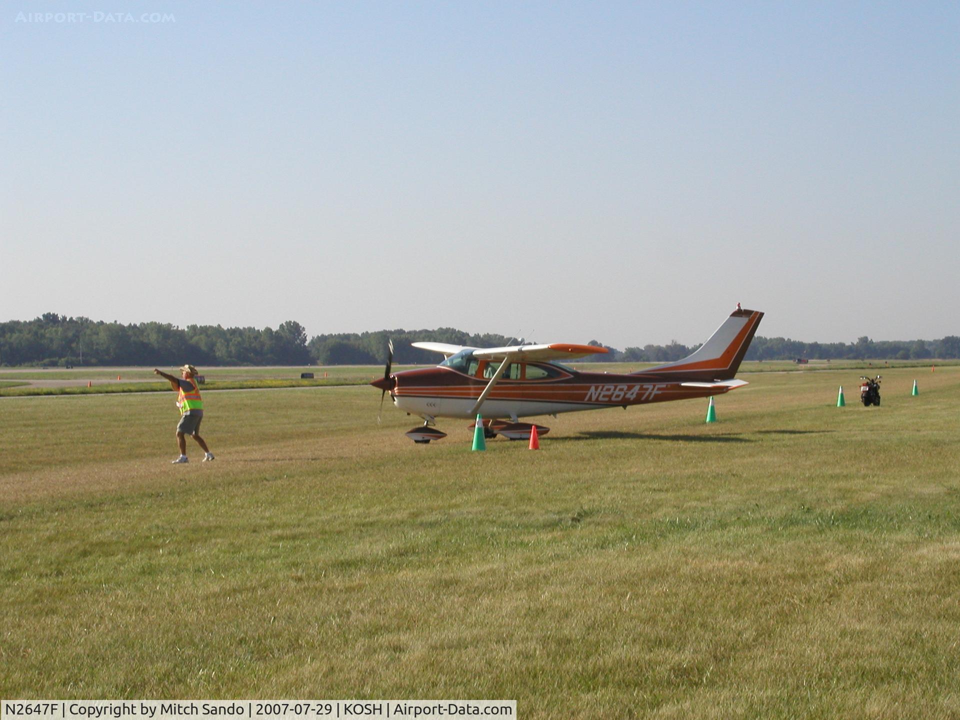 N2647F, 1965 Cessna 182J Skylane C/N 18256747, EAA AirVenture 2007.