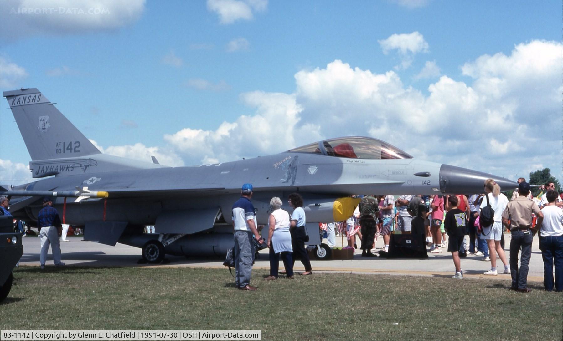 83-1142, 1983 General Dynamics F-16C Fighting Falcon C/N 5C-25, F-16C at the EAA Fly In