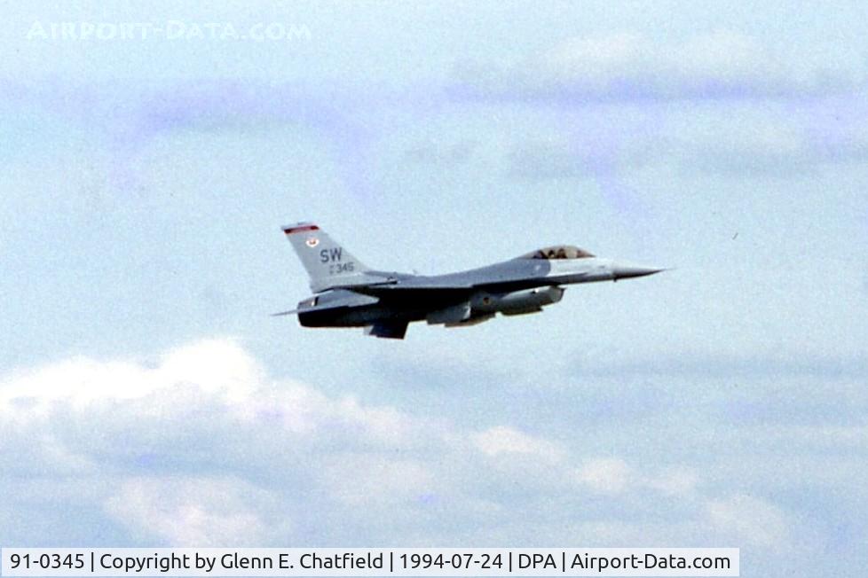 91-0345, 1991 General Dynamics F-16CM Fighting Falcon C/N CC-43, F-16C fly by. Long distance shot with 1000mm lens