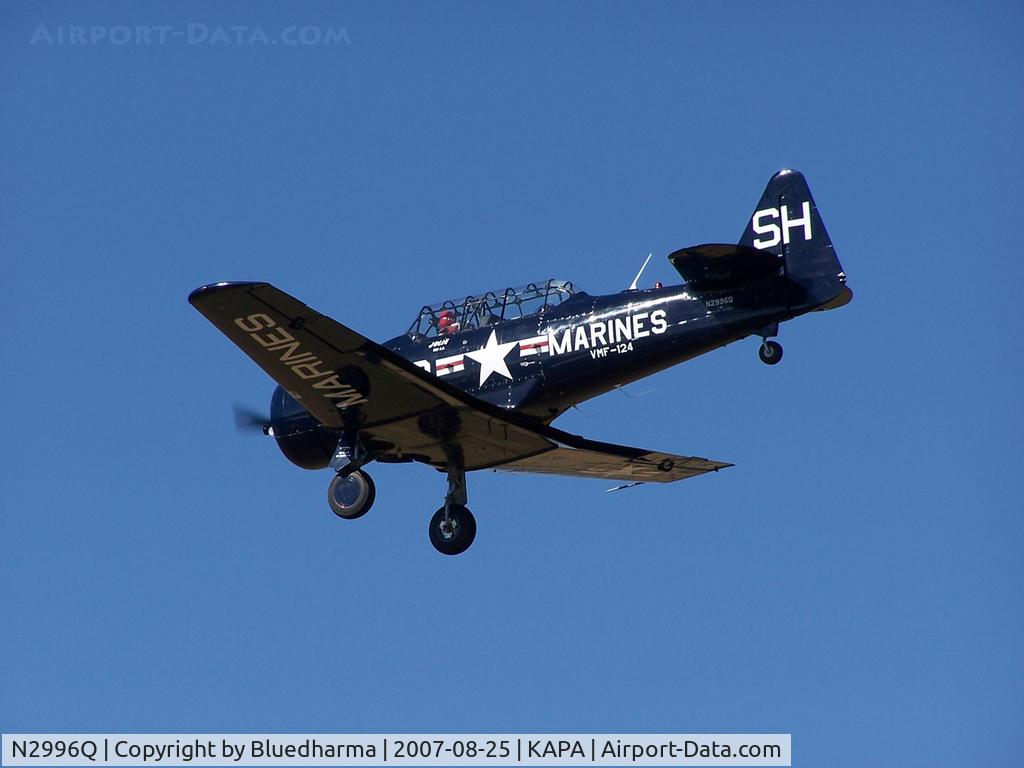 N2996Q, 1950 North American T-6G Texan C/N 168-175, Landing at 17L