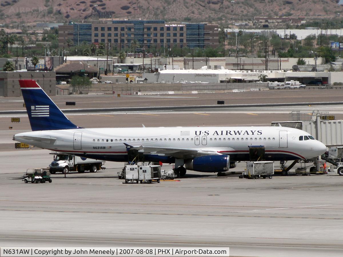 N631AW, 1990 Airbus A320-231 C/N 77, At the gate