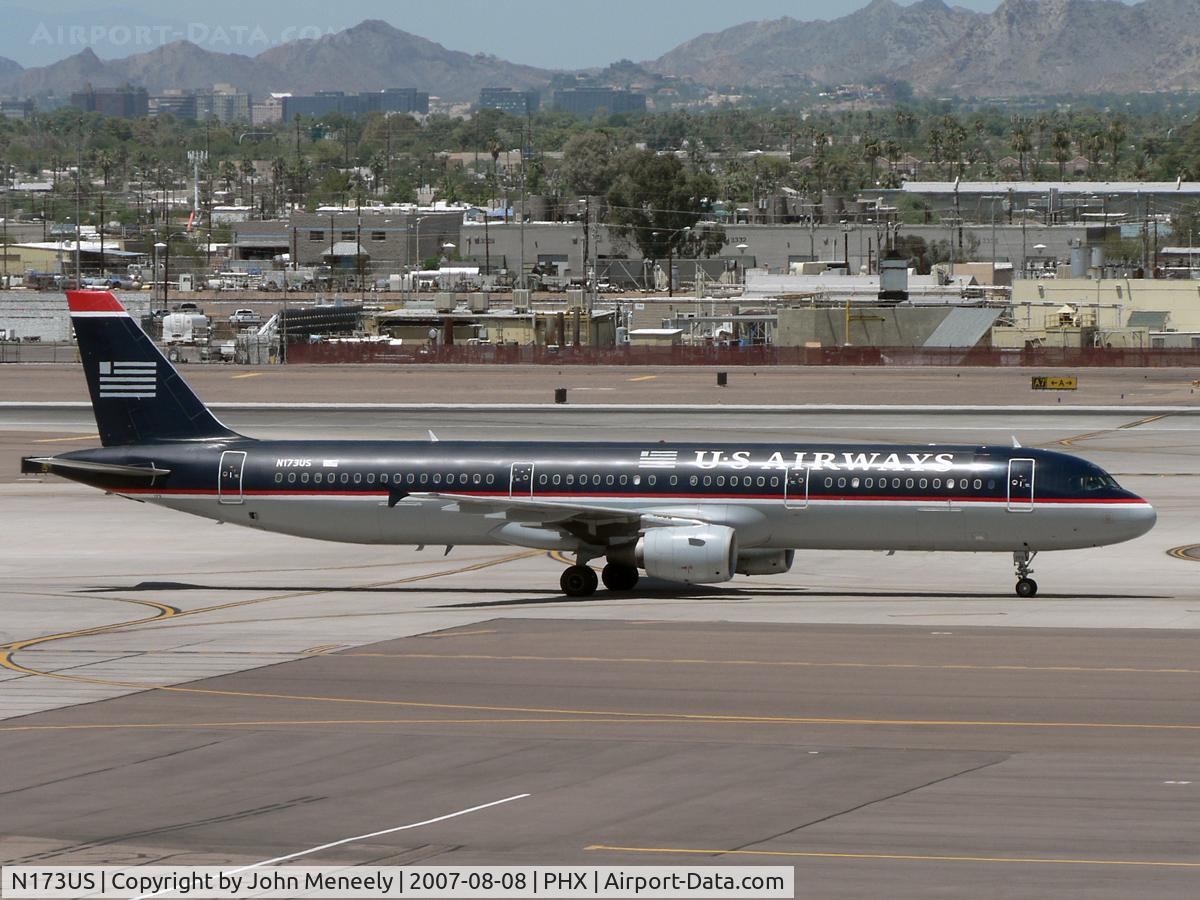 N173US, 2001 Airbus A321-211 C/N 1481, Taxiing to the gate